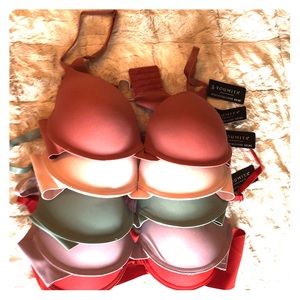 Set of 5 brand new bras
